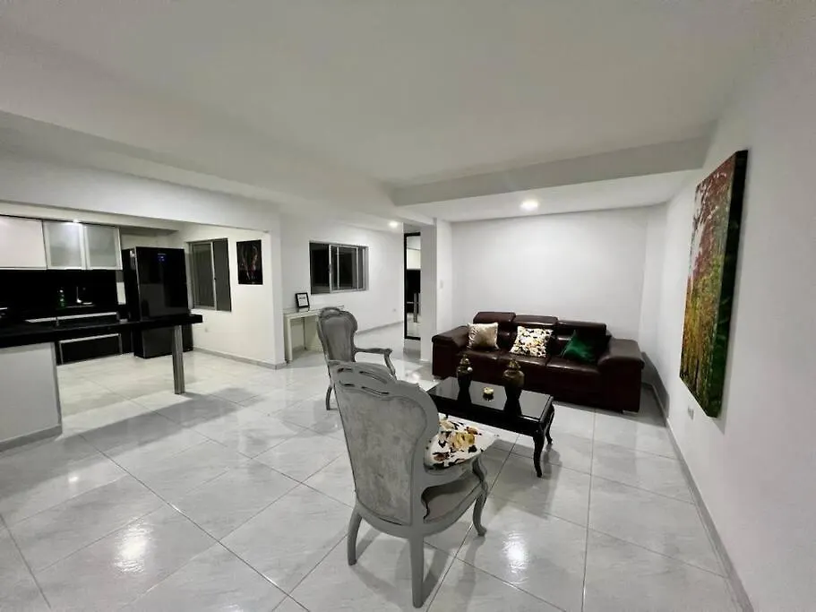 Casa 2 Piso, Excelente Ubicacion! Lägenhet Cali 0*,  Colombia